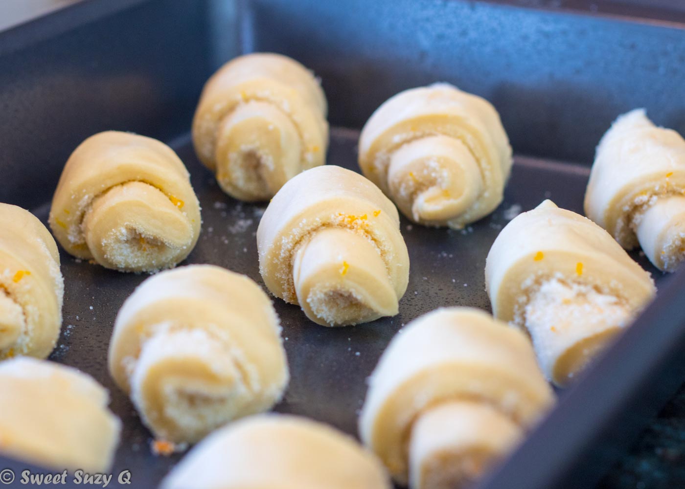 Rolled dough in the pan